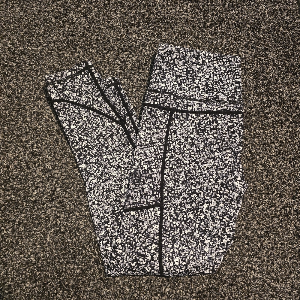 Zyia leggings